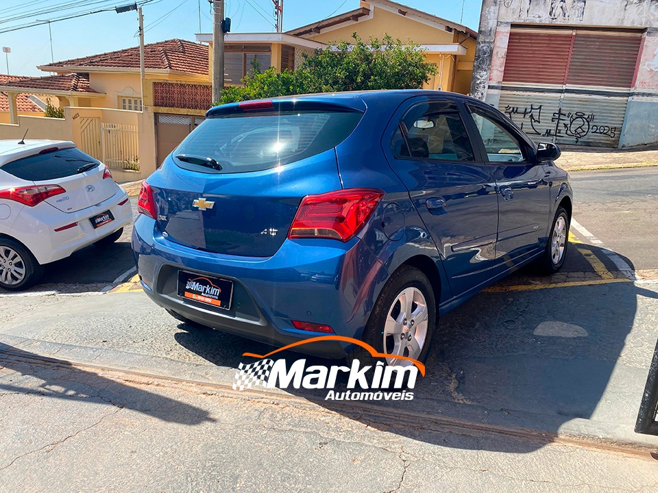 
								Chevrolet Onix LT 1.4 2019 full									