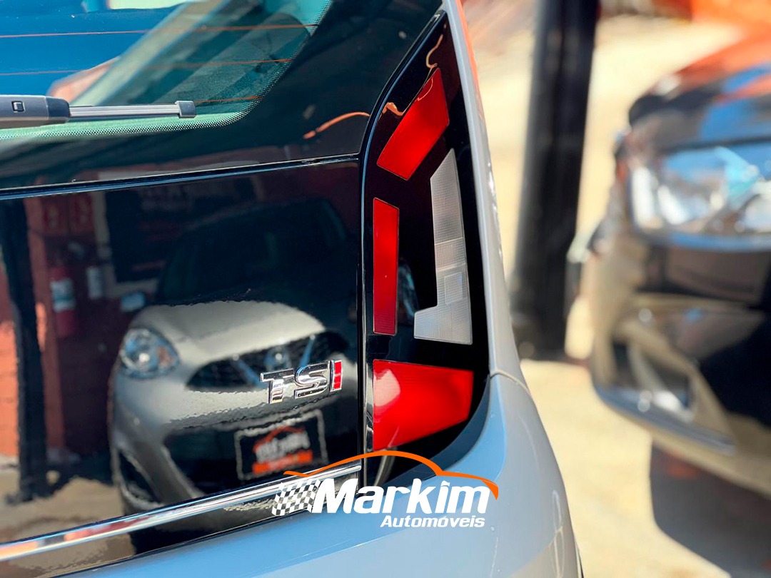 
								Volkswagen Up! Cross TSI 1.0 2018 full									