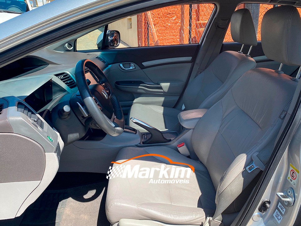 
								Honda Civic EXS 1.8 2012 full									