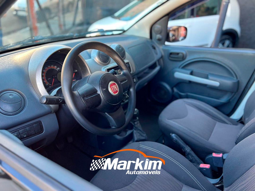 
								Fiat Uno Way 1.0 2013 full									