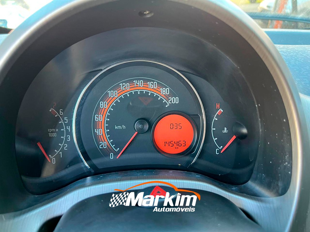 
								Fiat Uno Way 1.0 2013 full									