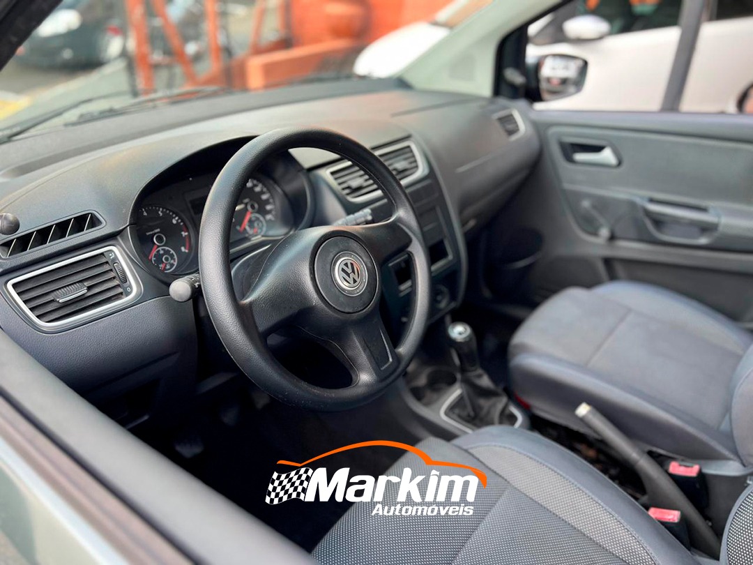 
								Volkswagen Fox Trend 1.0 2012 full									