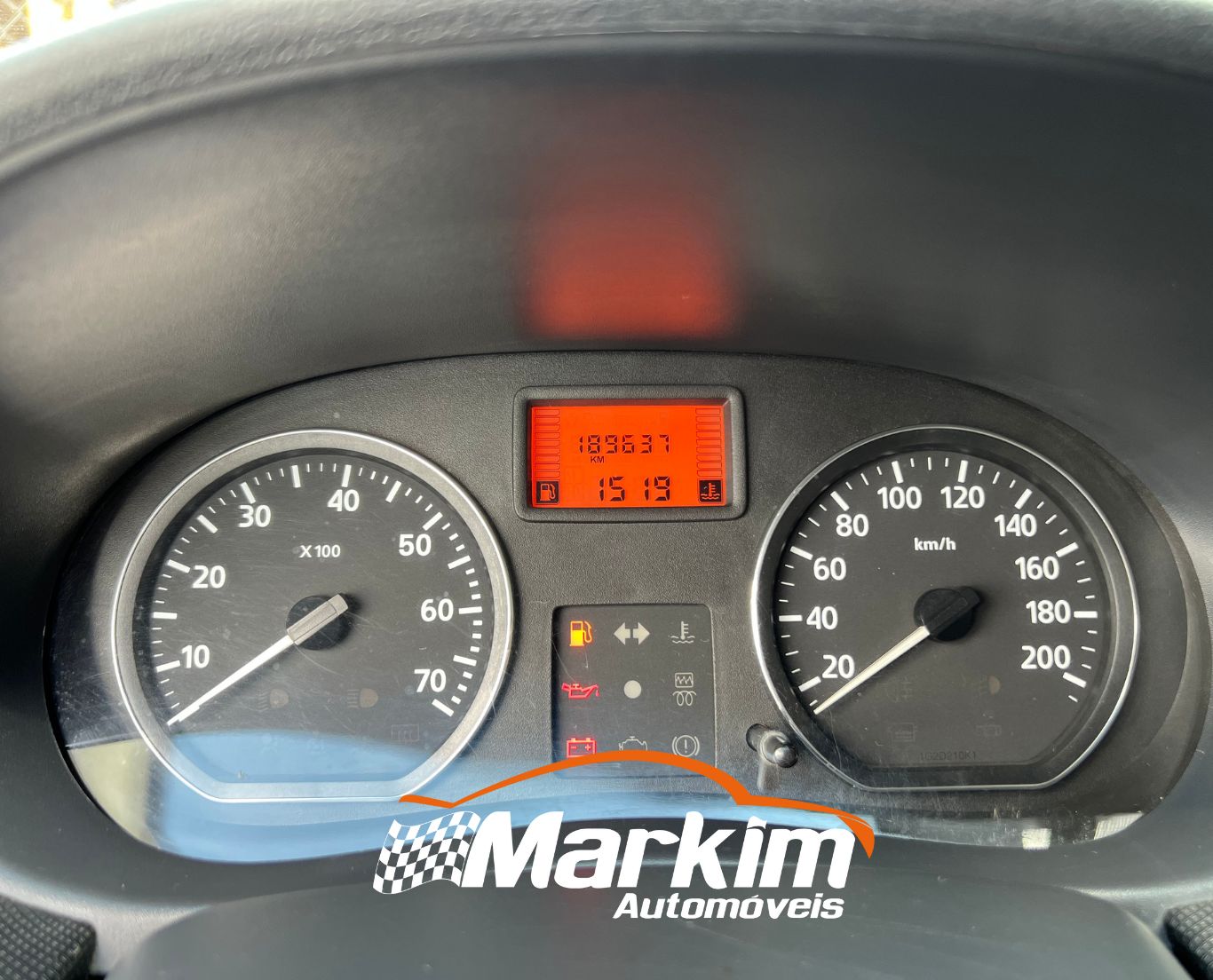 
								Renault Sandero Expression 1.0 2010 full									