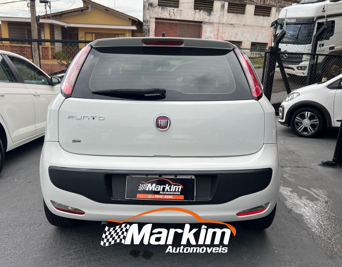 
								Fiat Punto Attractive 1.4 2014 full									