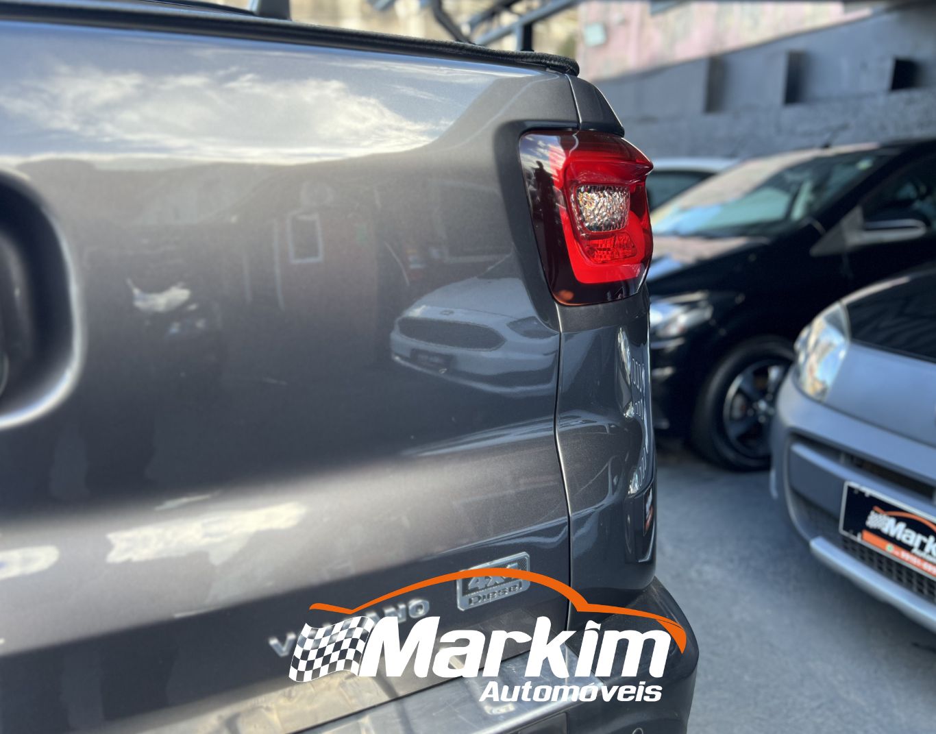 
								Fiat Toro Volcano AT9 4×4 2022 full									